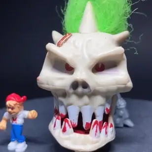 Skullcrusher, Mighty Max: Dread Heads