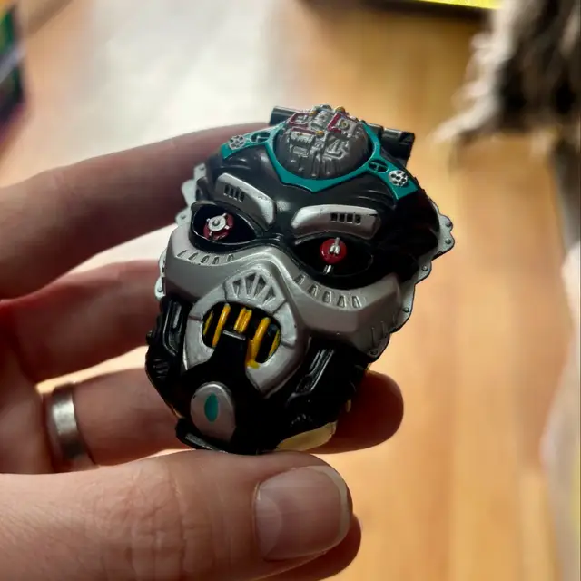 Mighty Max Against Robot Invader, Mighty Max: Horror Heads