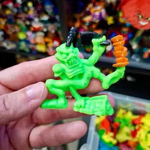 Poltergeist #117, Monster in My Pocket: Series 4: Super Scary