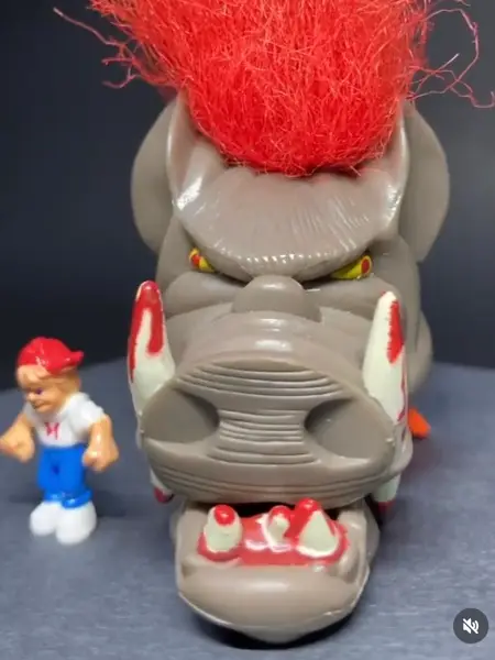 Razorback, Mighty Max: Dread Heads