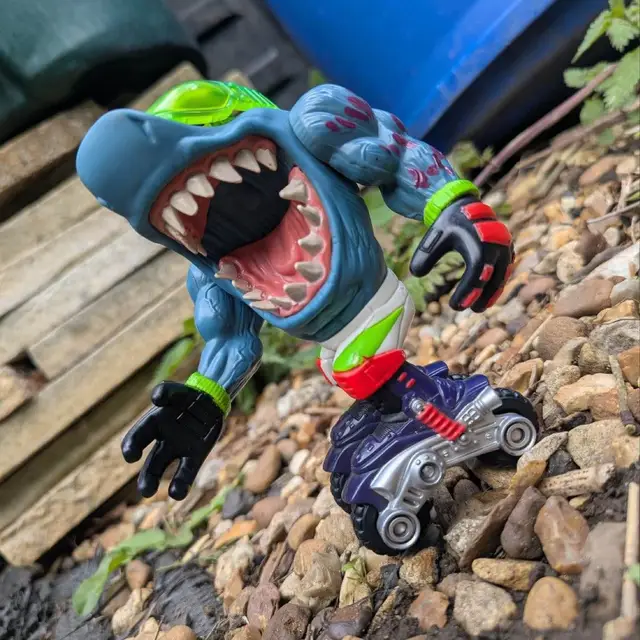 Moto Streex, Street Sharks: Series 4