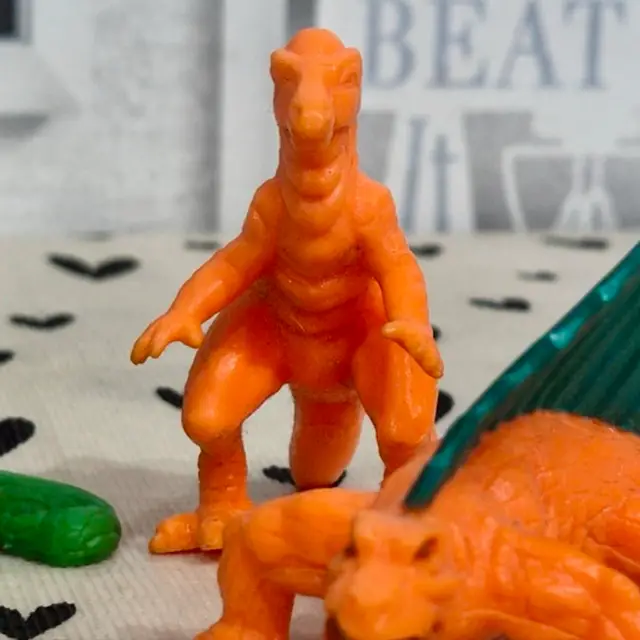 Iguanodon #151, Monster in My Pocket: Series 6: Dinosaurs, Neon Orange