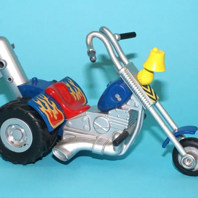 Greasepit’s Grunge Cycle, Biker Mice from Mars: Basic Line – Vehicles and Playsets