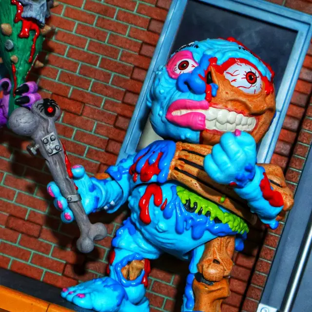 Splitting Headache, Madballs: Premium DNA Wave 1