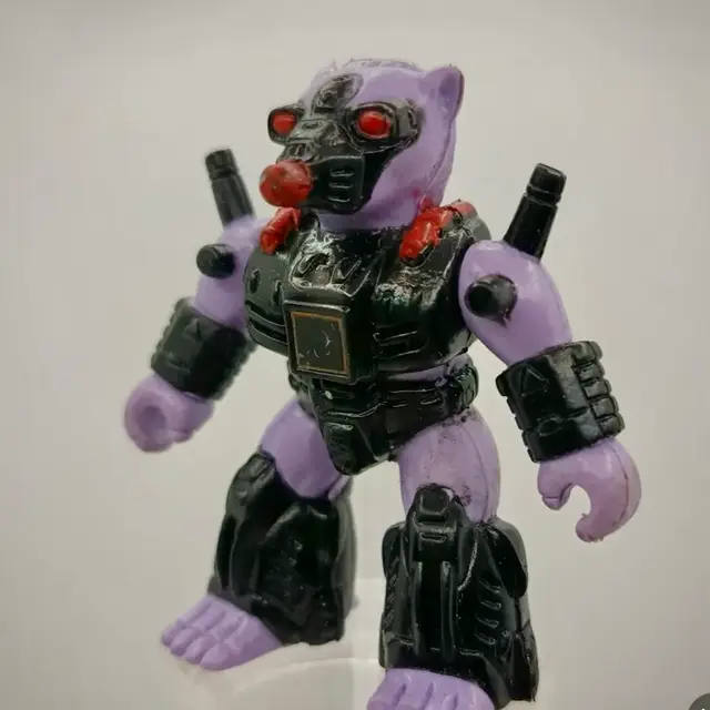 Pew-Trid Skunk, Battle Beasts: Series 2