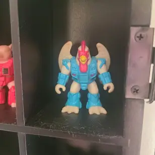 Rowdy Rooster, Battle Beasts: Series 3