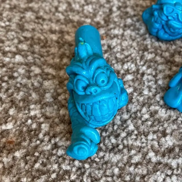Messenger Pard, Mini Boglins: The Jokers, Neon Blue