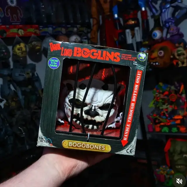 Dark Lord Bog-O-Bones, Boglins: Dark Lords