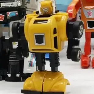 Bumblebee, G1 Transformers: Autobots Mini Cars (1984)