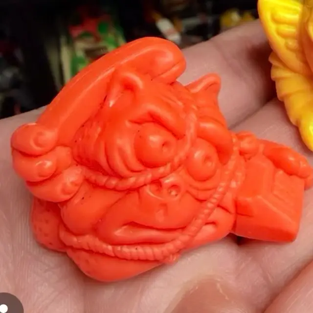 Messenger Talk, Mini Boglins: The Clumsies, Neon Orange