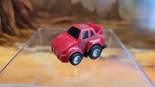 Cliffjumper, G1 Transformers: Autobots Mini Cars (1984), Red