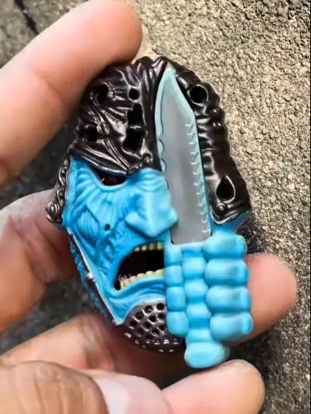 Zombie Commando and Jack Knife, Mighty Max: Monster Heads