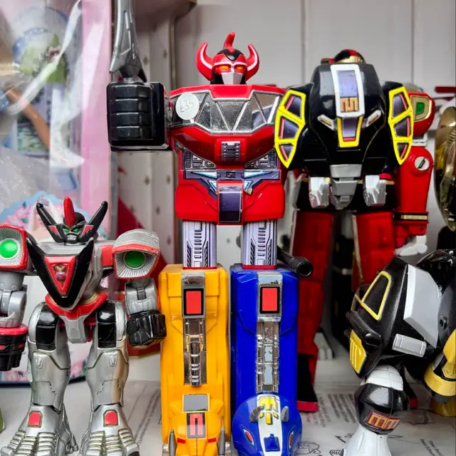 Deluxe Megazord, Power Rangers: Zords (1993)