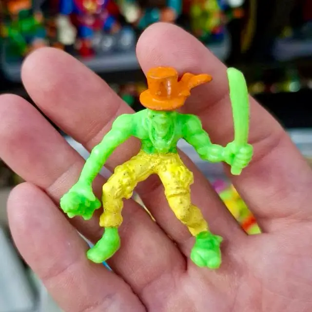 Houngan #109, Monster in My Pocket: Series 4: Super Scary, Neon Green