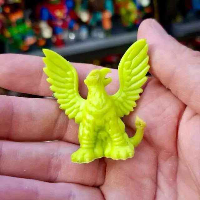 Griffin #5, Monster in My Pocket: Series 1, Olive Green
