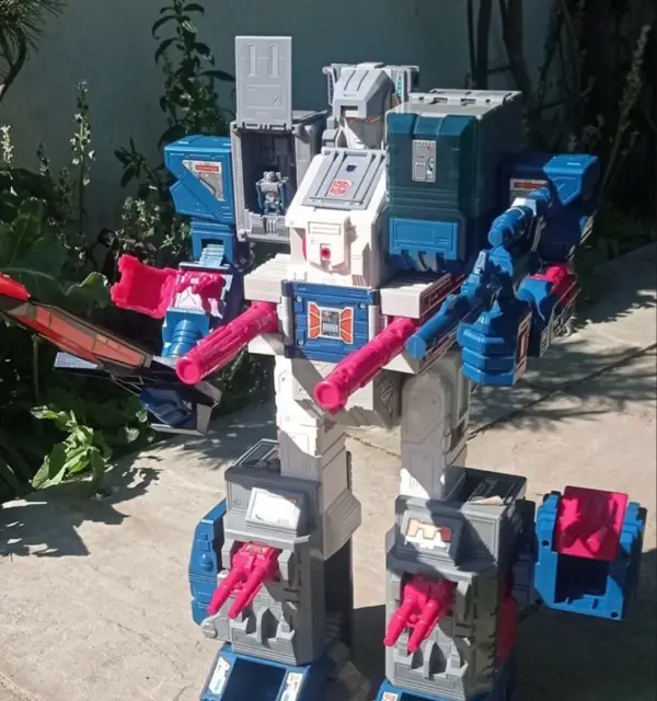 Fortress Maximus, G1 Transformers: Headmaster Autobot Base (1987)