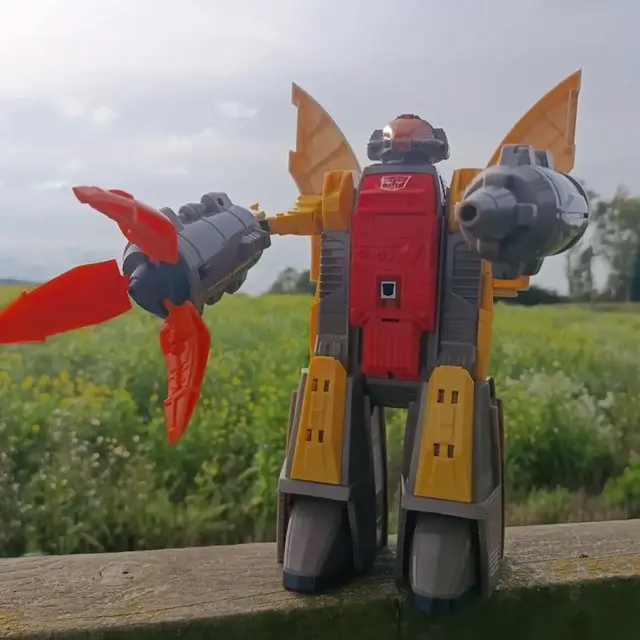 Omega Supreme, G1 Transformers: Autobots (1985)