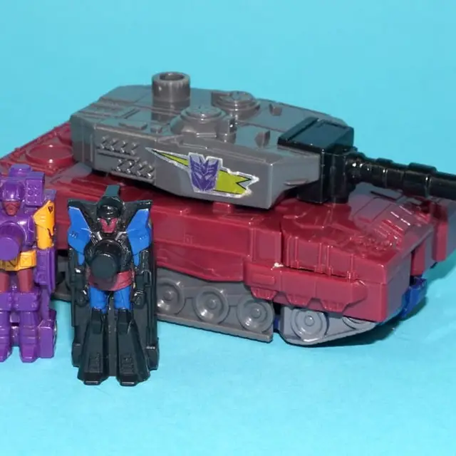 Quake, G1 Transformers: Decepticon Targetmasters (1987)