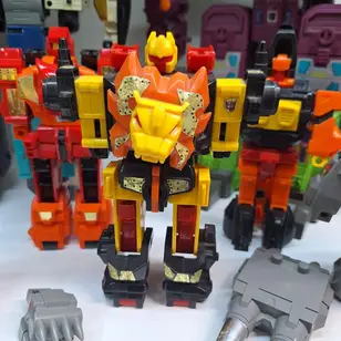Razorclaw, G1 Transformers: Predacons (1986)