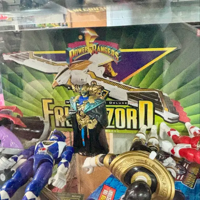 White Ranger’s Deluxe Falconzord, Power Rangers: Zords (1995)